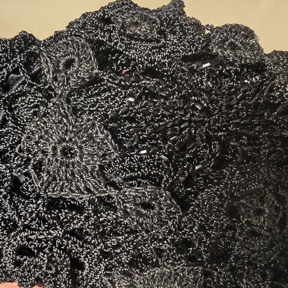 Elegant Black Beaded & Lace Dress - Picture 13 of 13